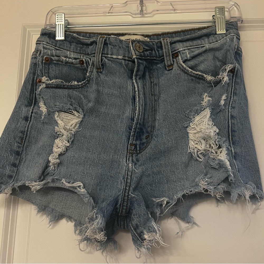 Abercrombie & Fitch High Rise Mom Short READ SIZING